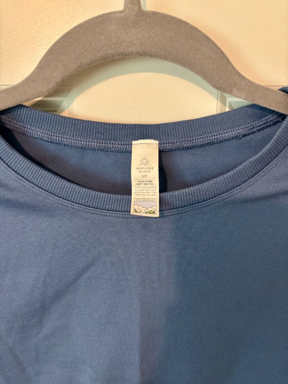 OFFLINE By Aerie Sidewalk Seamless Long Sleeve Cropped T-Shirt Blue • Size S - Picture 4 of 5